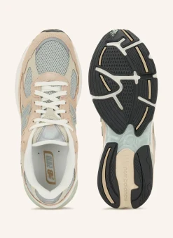 Sneaker ABZORB 2010