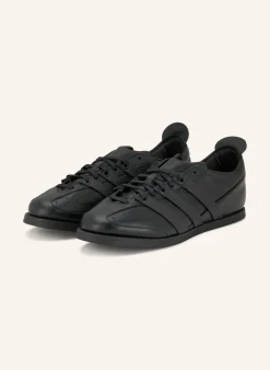 Sneaker ADIDAS X ENTIRE STUDIOS