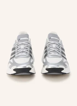 Sneaker ADIZERO ARUKU