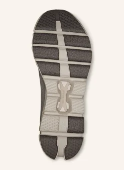 Sneaker CLOUD X 4 AD