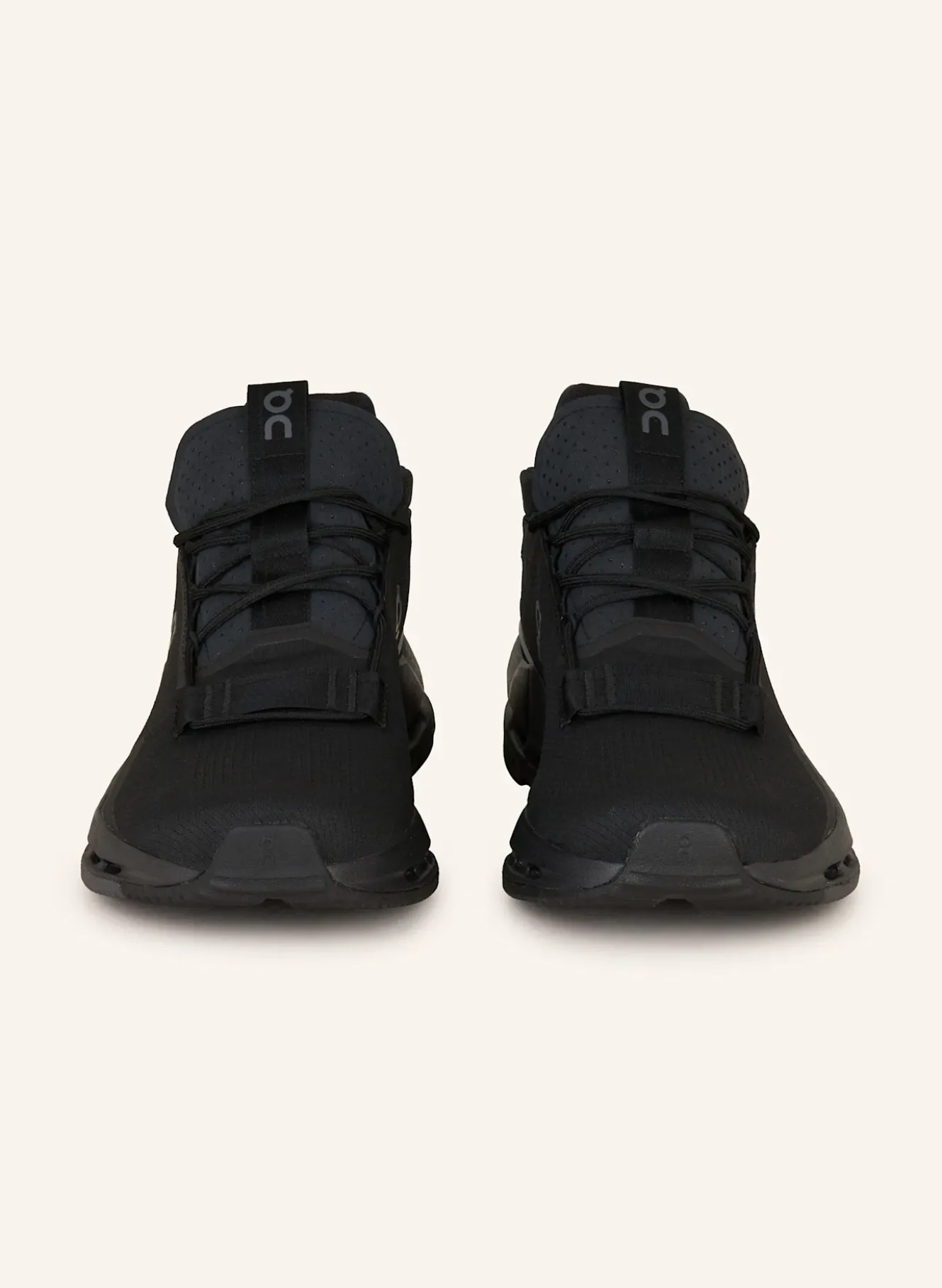 Sneaker CLOUDNOVA 2