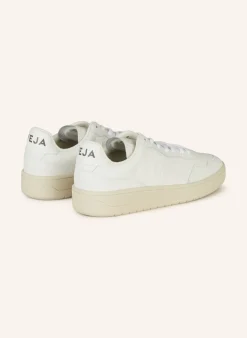 Sneaker V-90