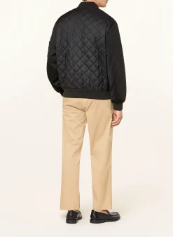Steppjacke im Materialmix