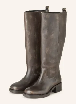 Stiefel