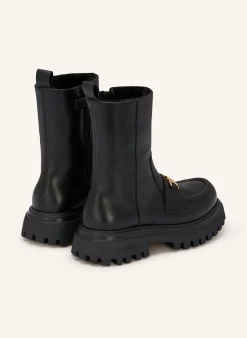 Stiefel
