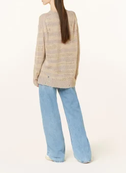 Straight Jeans