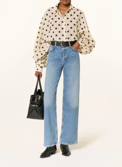 Straight Jeans