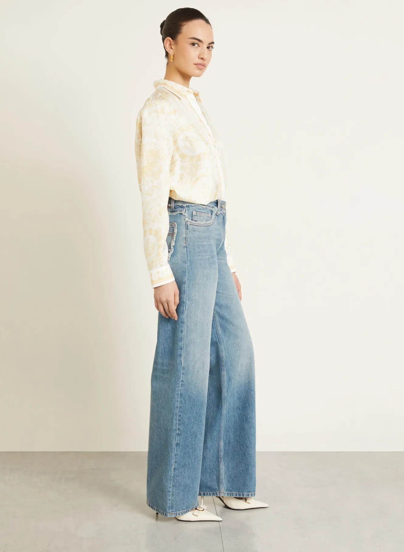 Straight Jeans