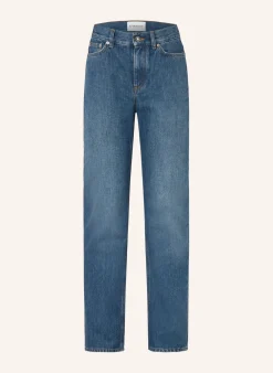 Straight Jeans
