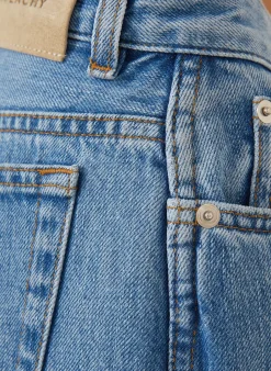 Straight Jeans