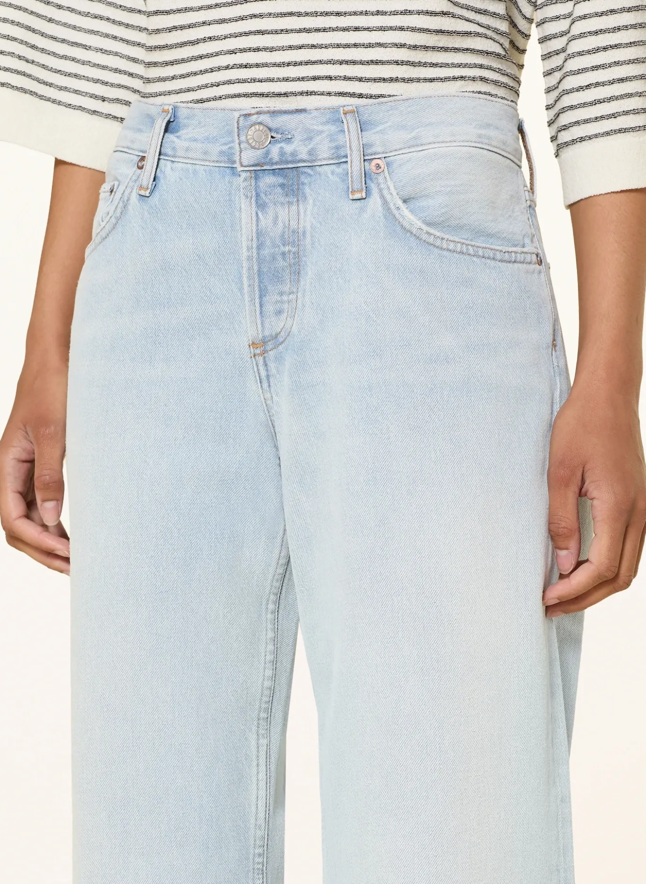 Straight Jeans AMPLIFY