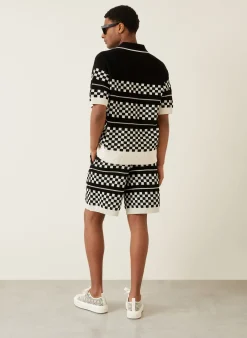 Strickshorts