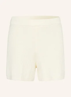 Strickshorts