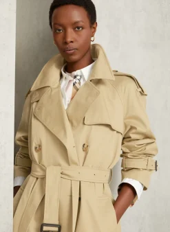 Trenchcoat Castleford