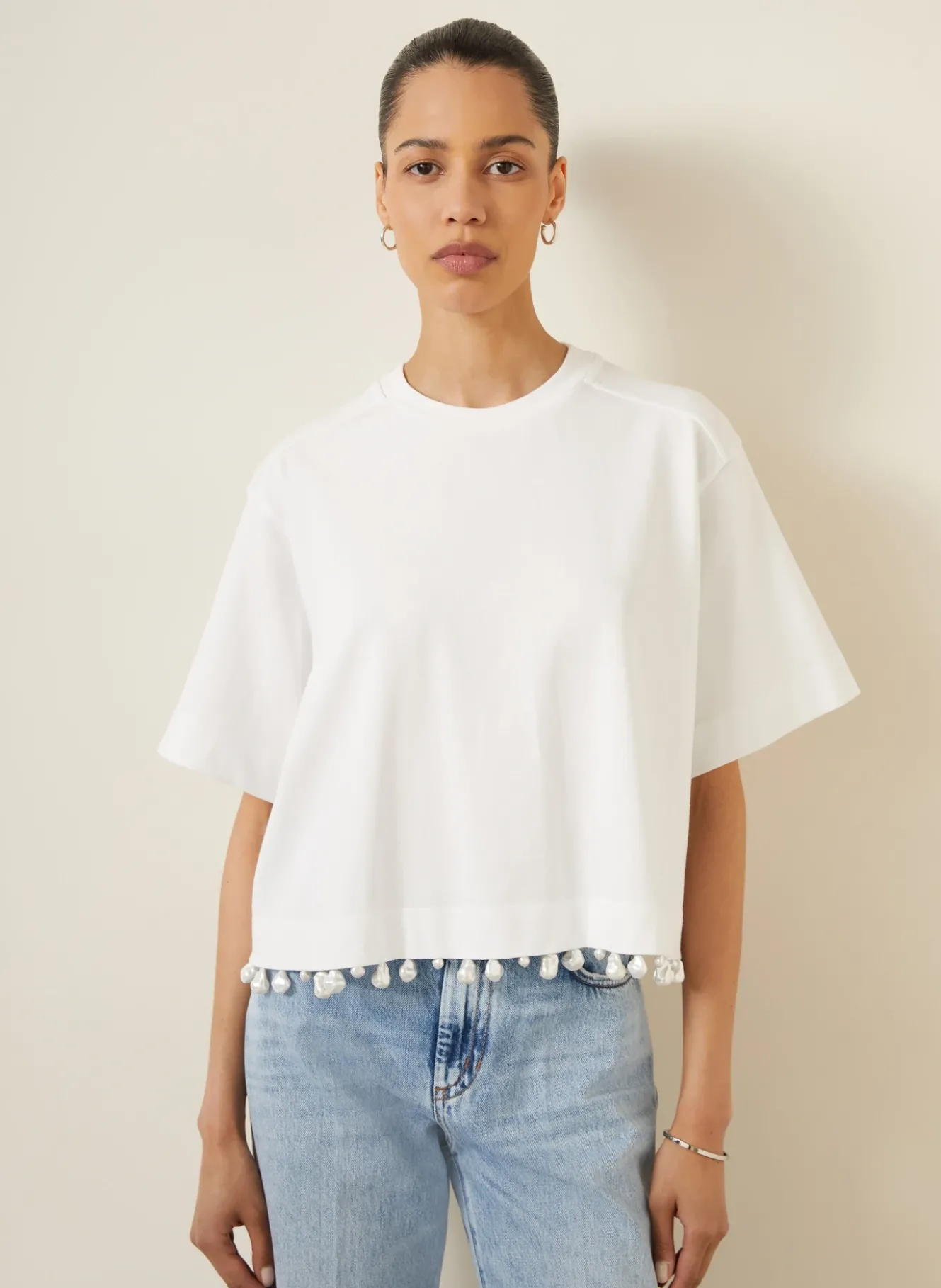 T-Shirt mit Schmuckperlen