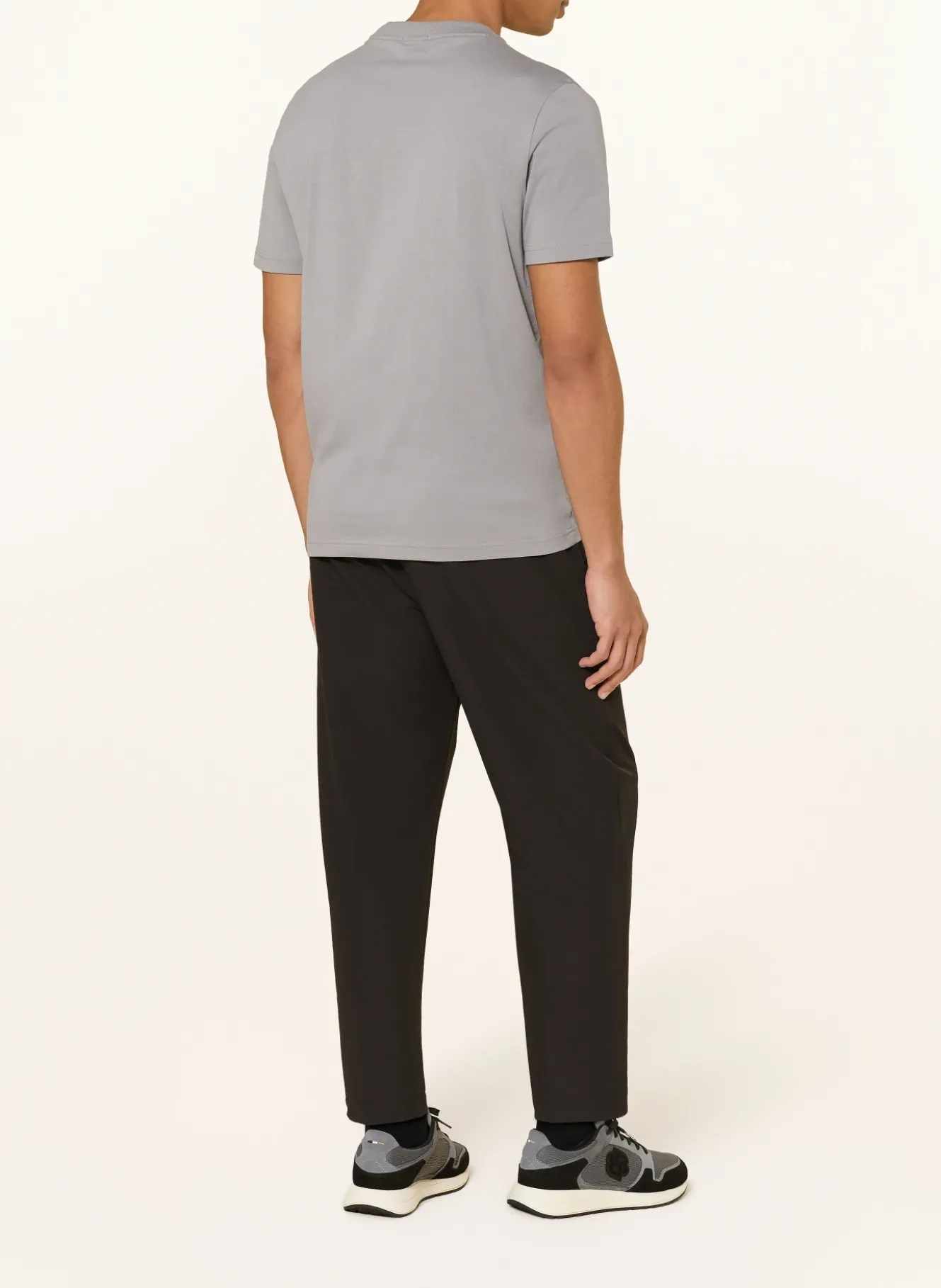T-Shirt TEE