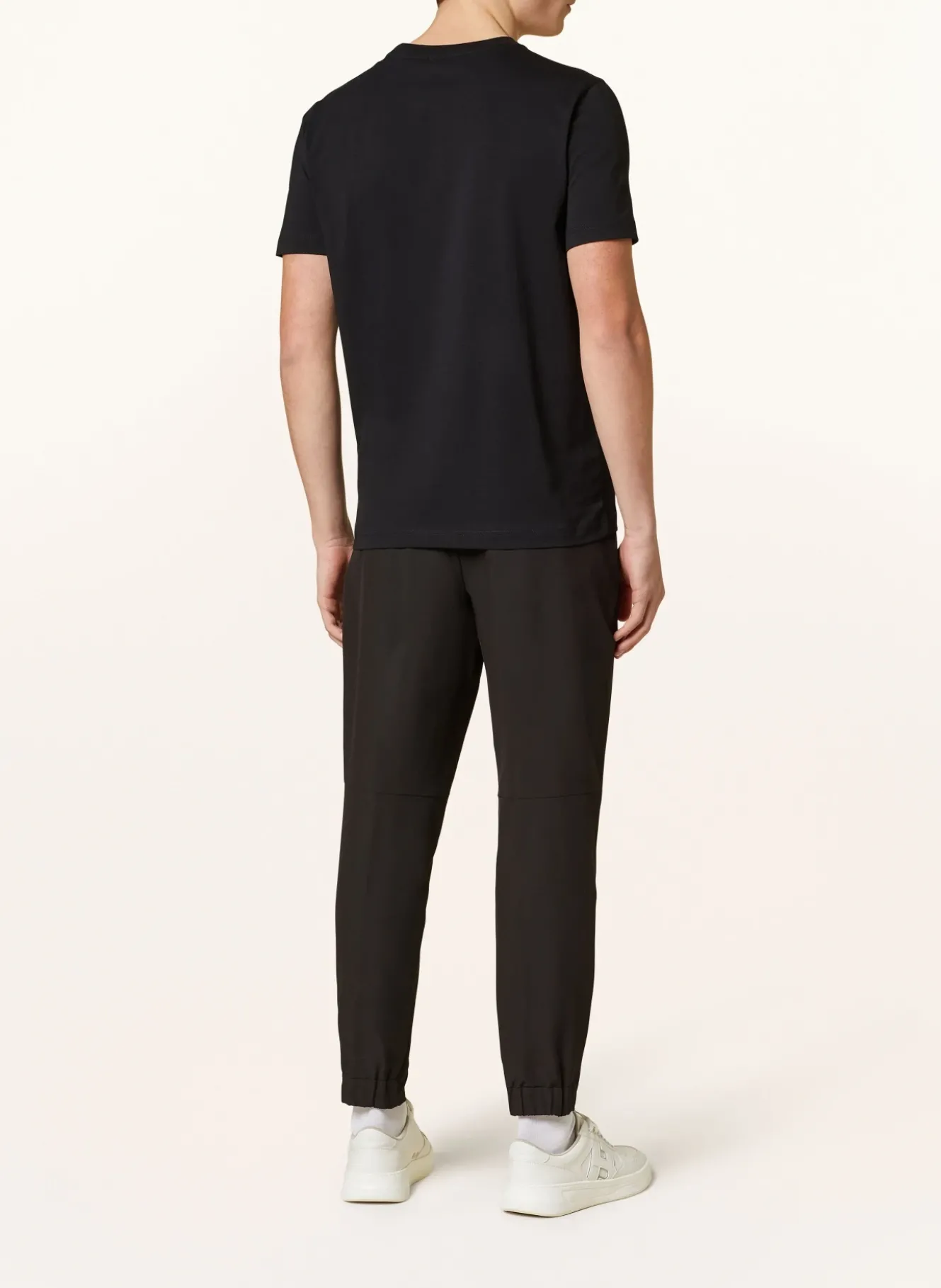T-Shirt TEE