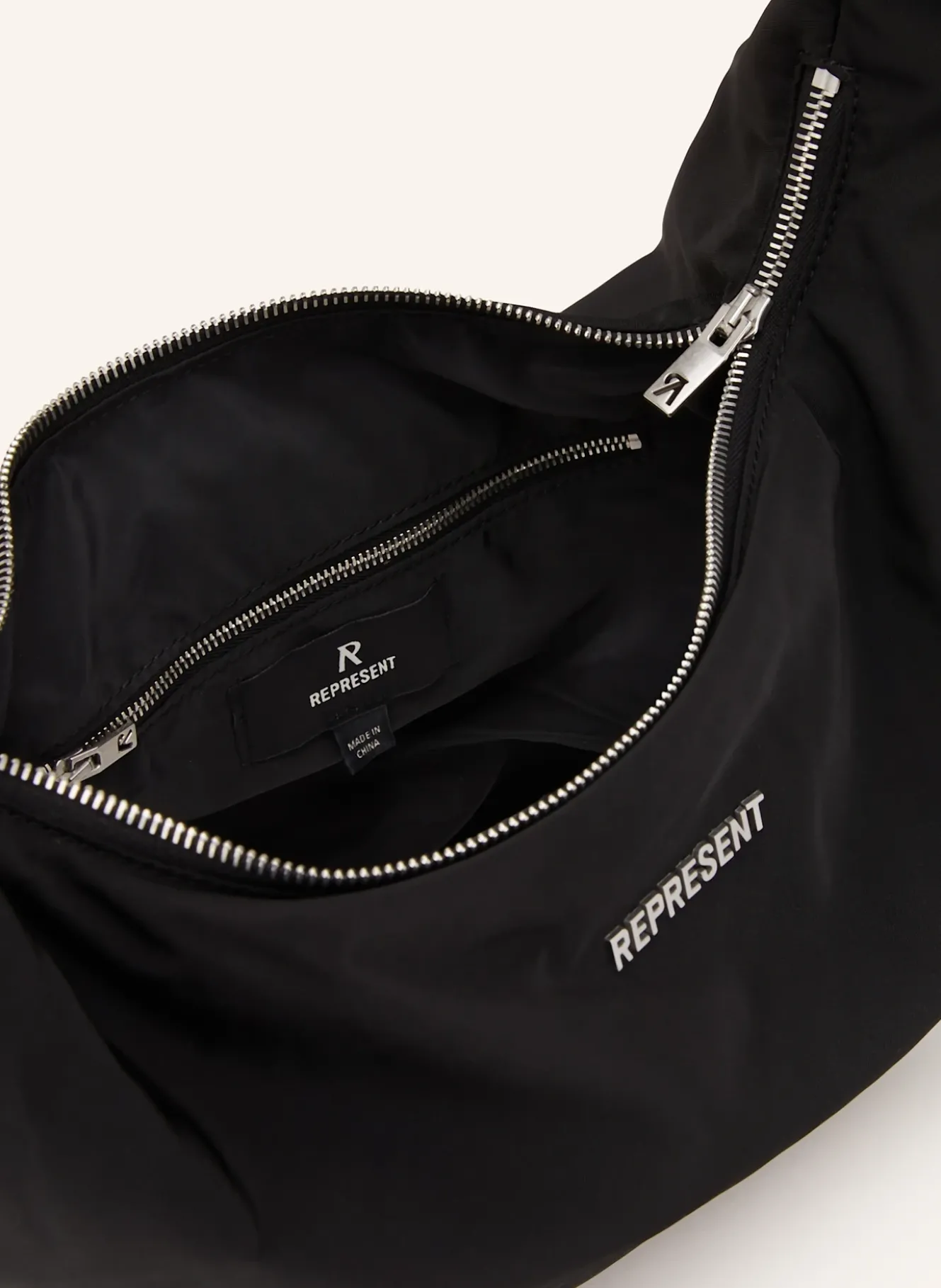Umhängetasche PADDED SLING BAG