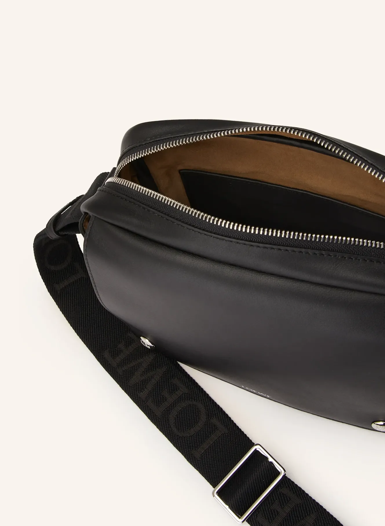 Umhängetasche PEBBLE MESSENGER MEDIUM