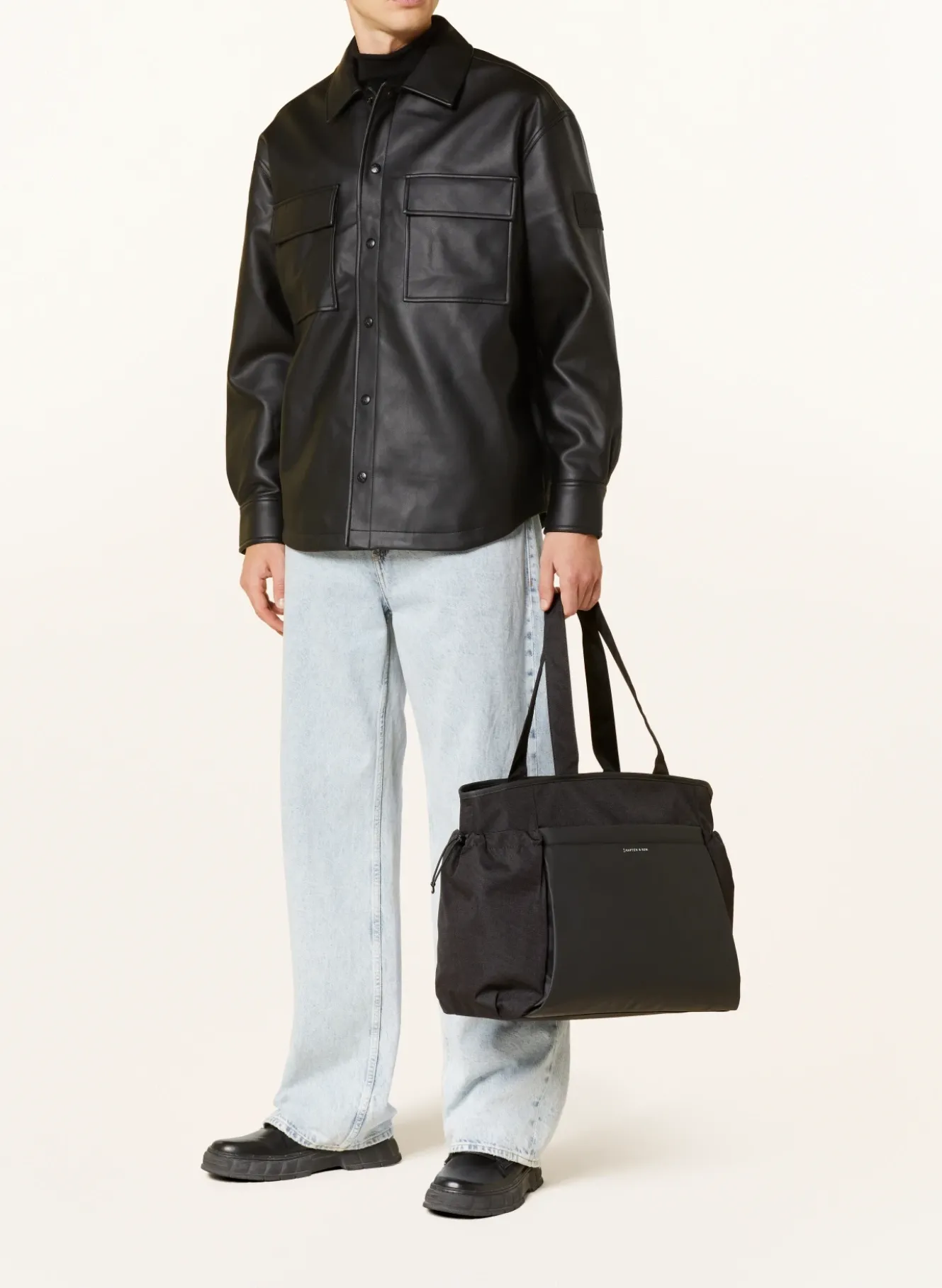 Weekender HELLVI