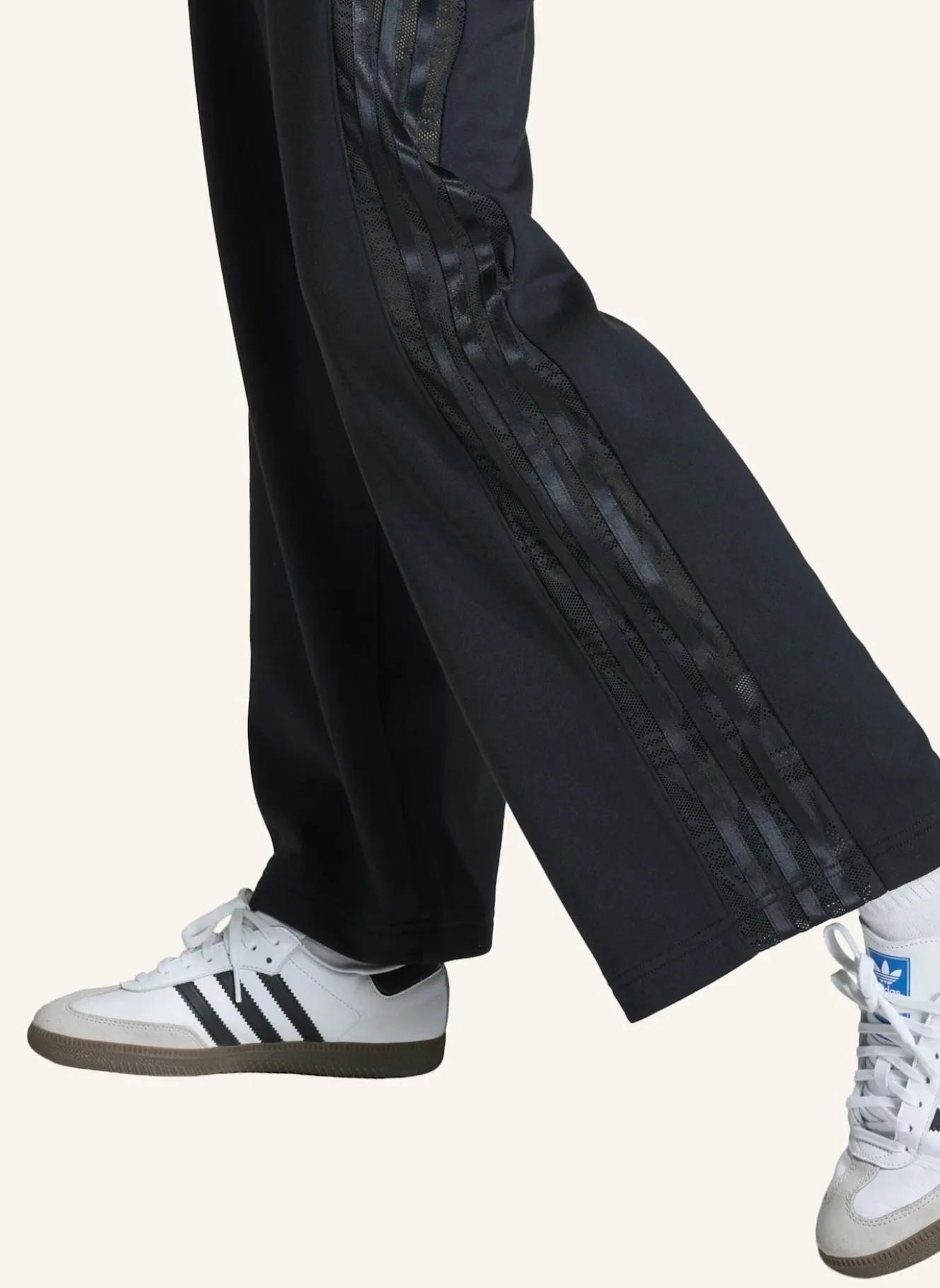 WEITE SPITZENHOSE