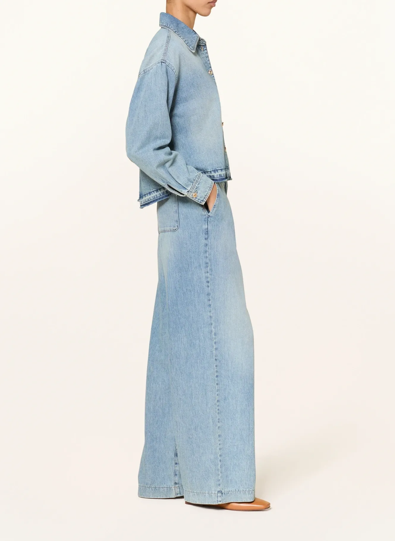 Wide Leg Jeans