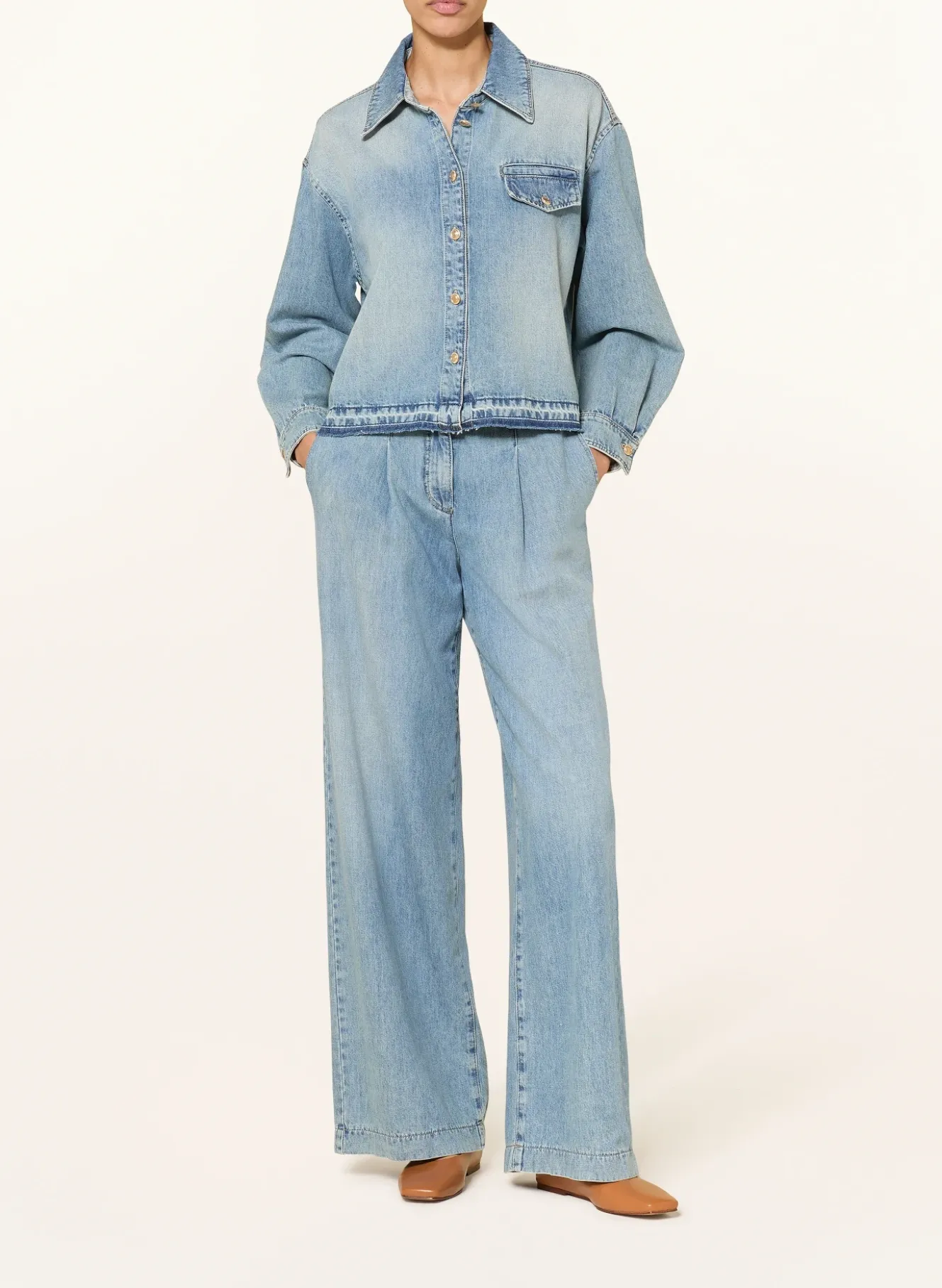 Wide Leg Jeans