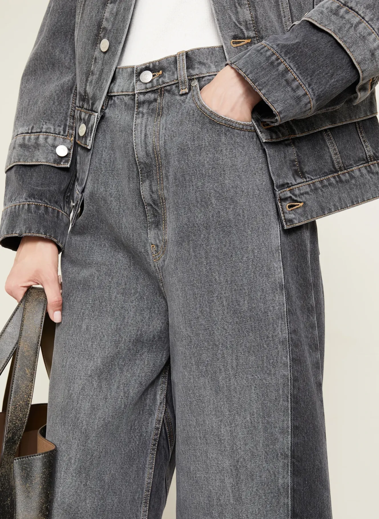 Wide Leg Jeans